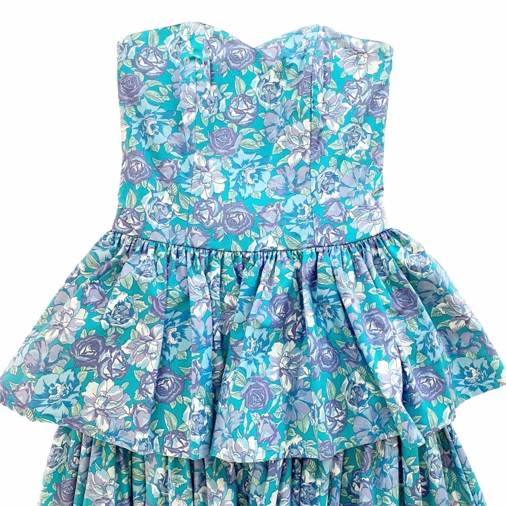 Laura Ashley Vintage Deadstock Tiered Floral | 8_4